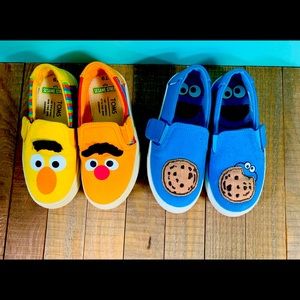 TOMS Toddler Sesame Street shoes size 9T